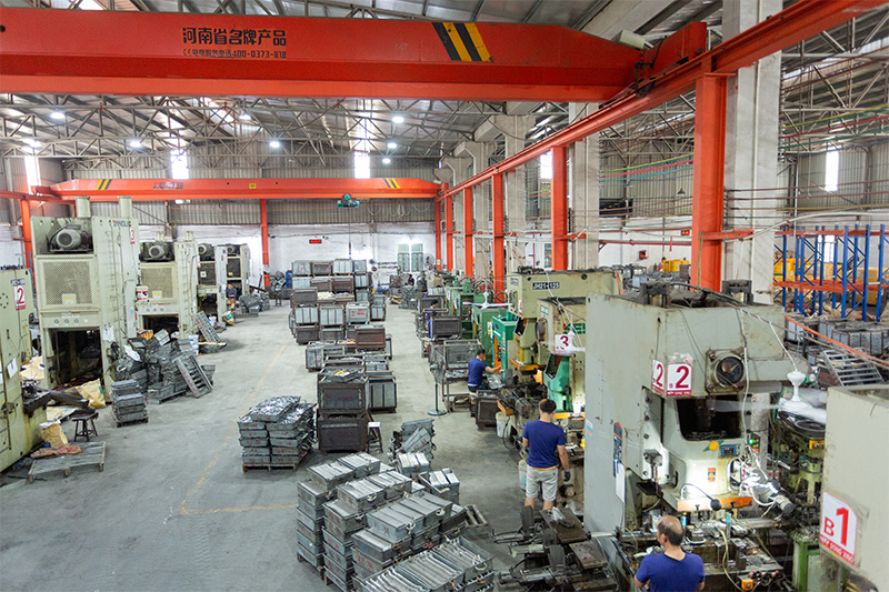 Unsere Fabrik ist mit fortschrittlichen Produktionsanlagen ausgestattet.