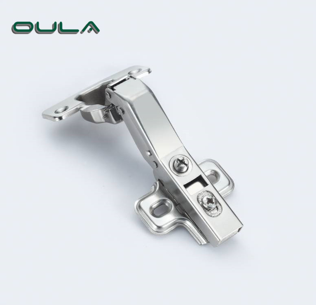 Hochwertiger 45 Grad geformter Eisenmatrialrutsche des OEM -Herstellers am HDRAULIC -Kabinettsscharnier 